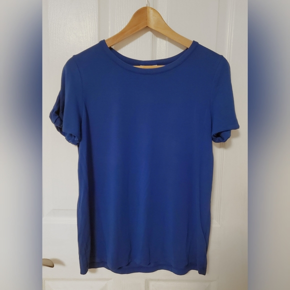 Super soft tee with open shoulders - Picture 2 of 3
